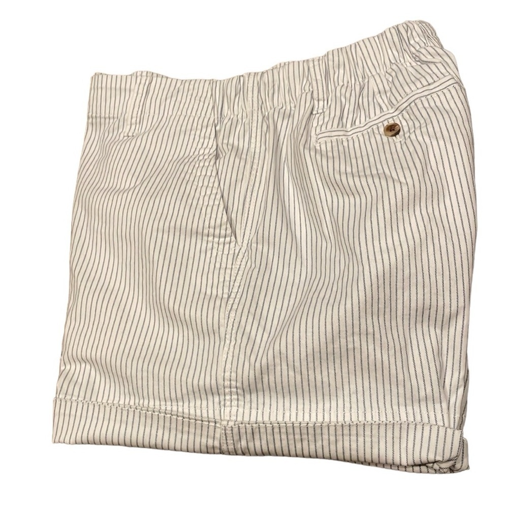 Old Navy Everyday Pinstriped Baggy Highwaist Shorts
